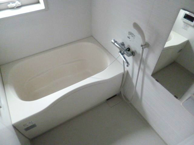 シャーメゾンソレイユ 追い焚き付きです。