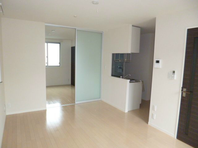 シャーメゾンソレイユ 対面キッチンです。