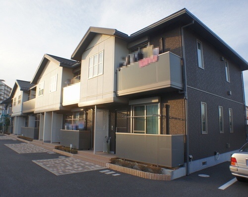 シャーメゾンソレイユ 南東向きで日当たり良好です。