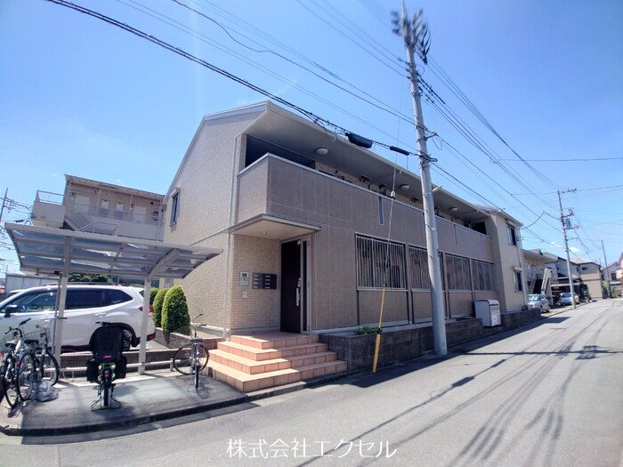 拝島駅徒歩6分の駅近物件です。