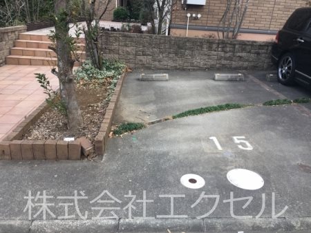 エスポワールみなみ野 敷地内駐車場です。