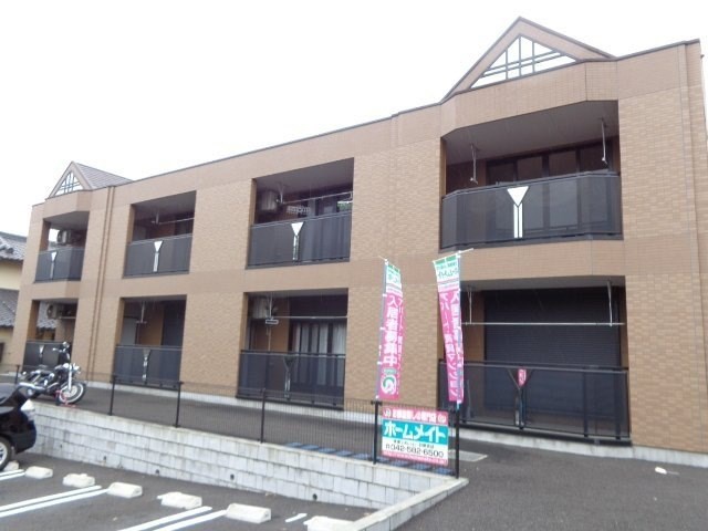 ジラフ2010 敷地内駐車場完備♪
