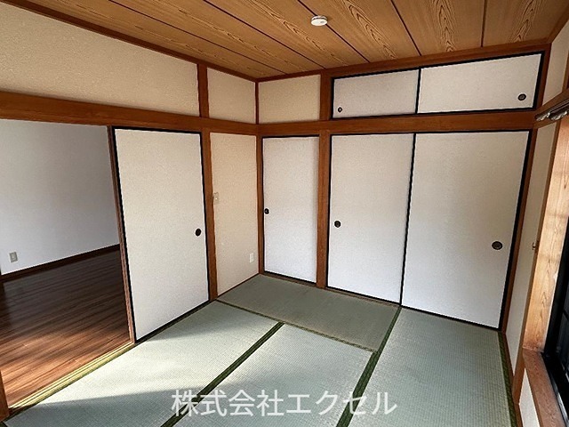 フォンテーヌ南倉沢 洋室と和室があります