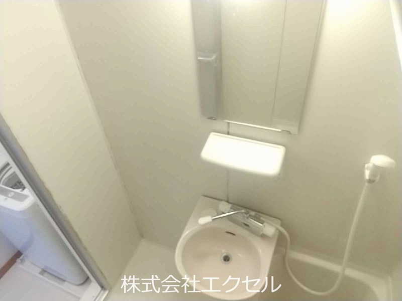 レオパレスHSIRIVER 洗面台です。