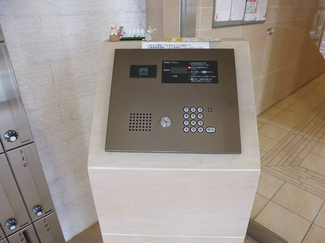 グレイスコート 安心のオートロックです。