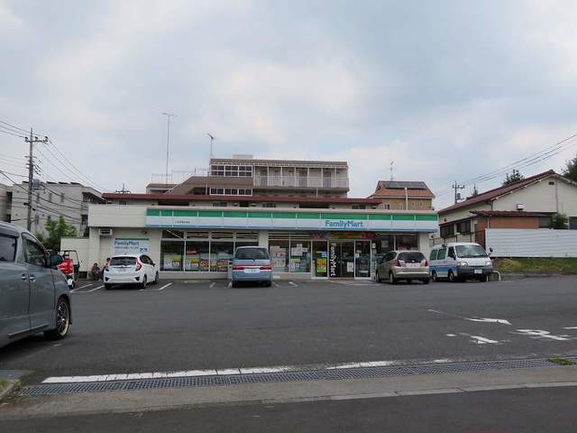 ブランニュー別所１号棟 ﾌｧﾐﾘｰﾏｰﾄ 京王堀之内駅東店