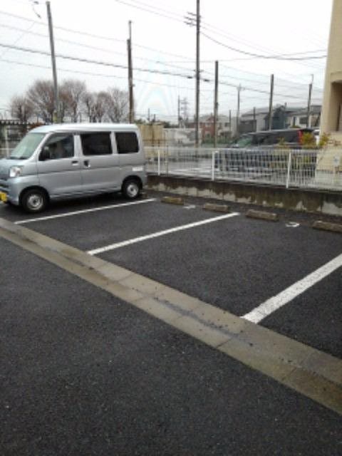 エスポワール 敷地内駐車場です。