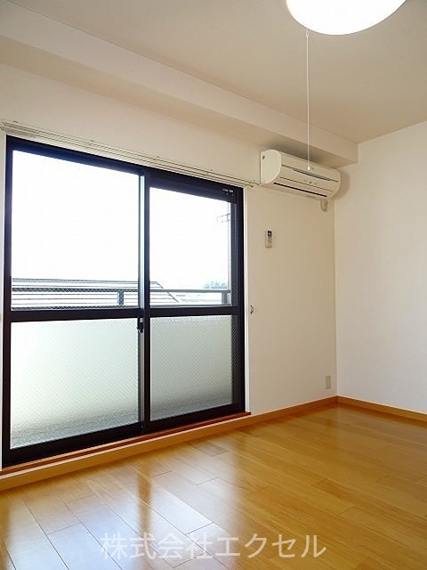 コンフォート 南向きで明るいお部屋です。