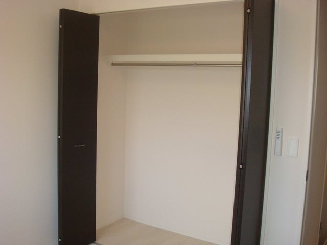 エラン 収納完備でお部屋を広くお使いいただけます。