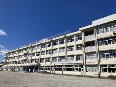 サンパレストミタ 日野市立平山中学校