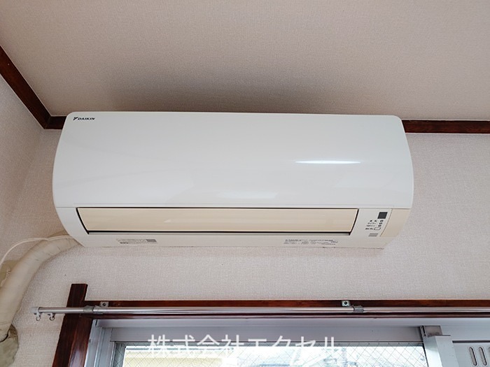 小峯ビル エアコン完備です。