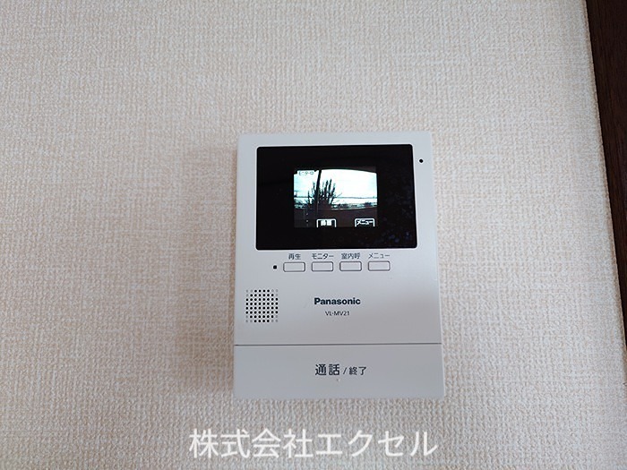 小峯ビル モニター付きインターホンです。