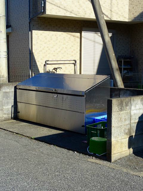 カサヴェルデ ゴミ置き場です。