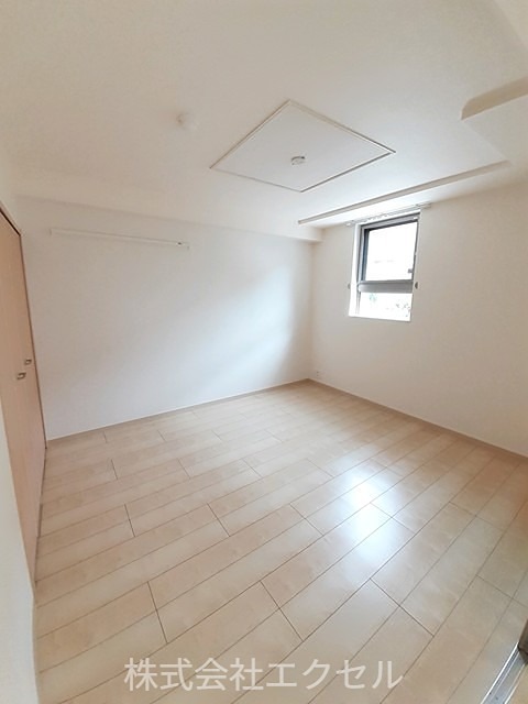 メゾンソレイユ1 収納付きのお部屋です。