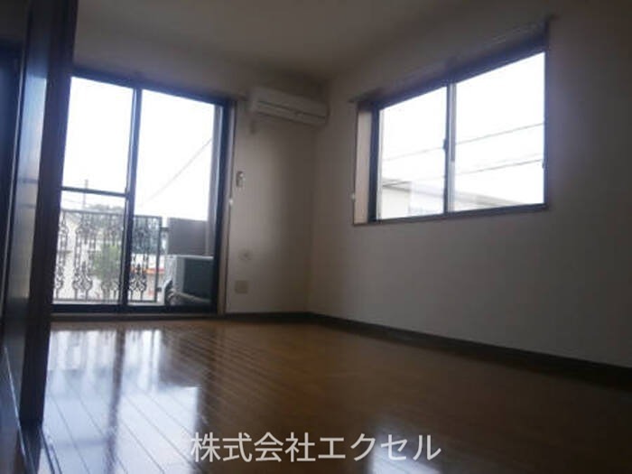 エミネンスさくら 9畳のダイニングです。