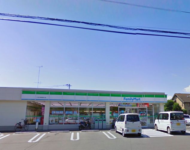 オリエンス２ ﾌｧﾐﾘｰﾏｰﾄ 秀栄高専通り店