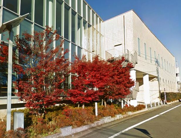 パル あきる野市中央図書館