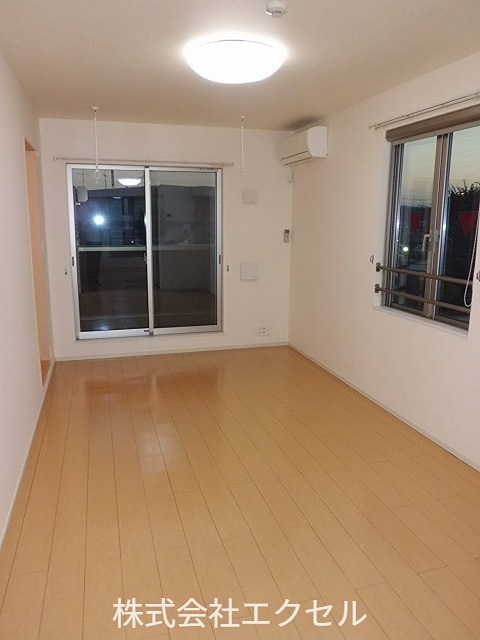 ヴィラルーチェ 明るいお部屋です。