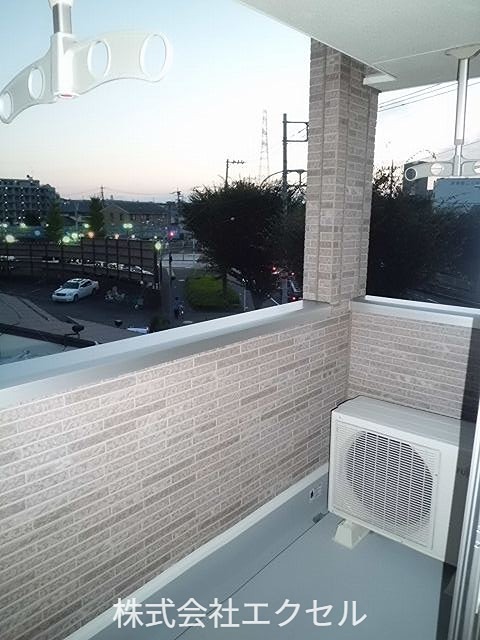 ヴィラルーチェ 南面バルコニーで日当たり良好です。