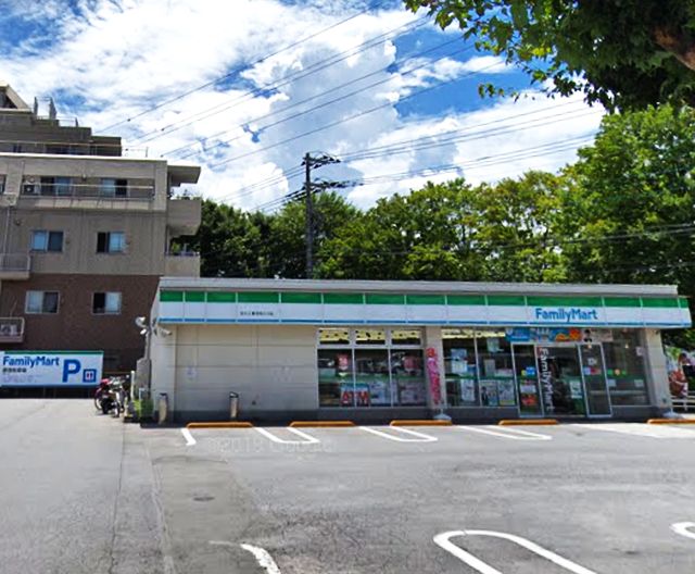 レオパレスTAKAKURA ﾌｧﾐﾘｰﾏｰﾄ 石川工業団地入口店