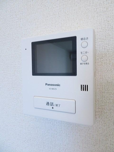 カーサヴェルデ TVモニターホン完備で来訪者も確認頂けます。