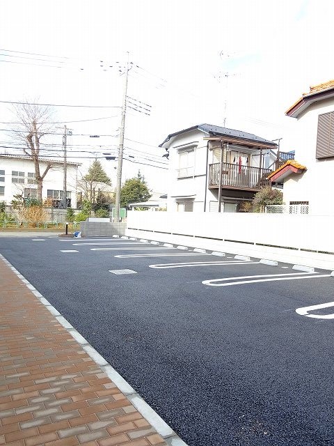 グレイスメゾン 敷地内駐車場です。