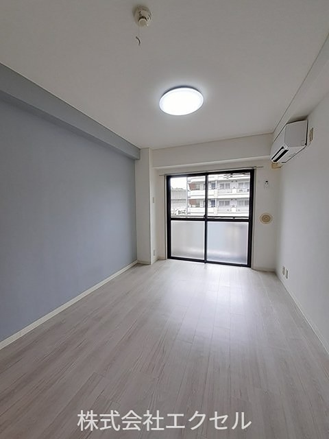 レジデンスクレイン 同建物別室の写真です。