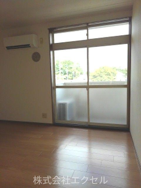 エントピア エアコン付きです。