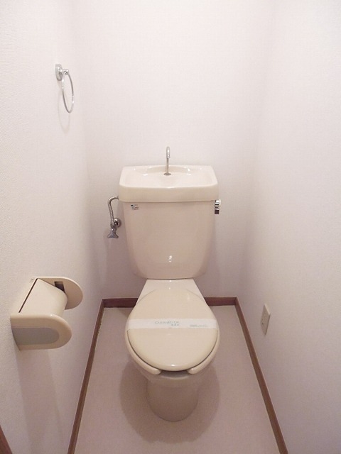 ヴィライースト 清潔感のあるトイレです。