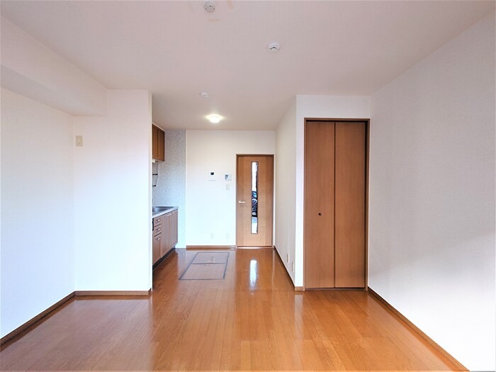 アルカディアＡ 2階に洋室2部屋です。