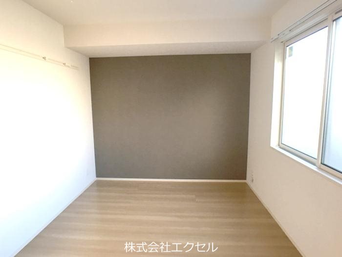 アビータ 6畳の洋室です。