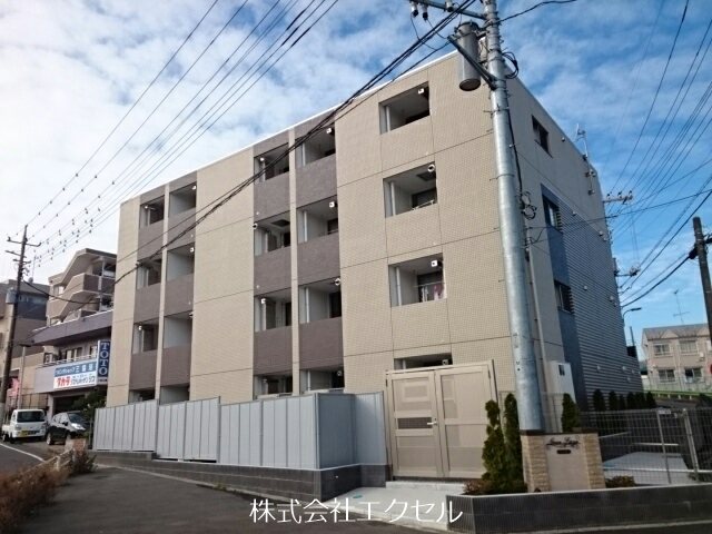 北野駅徒歩8分、オートロック付きです。