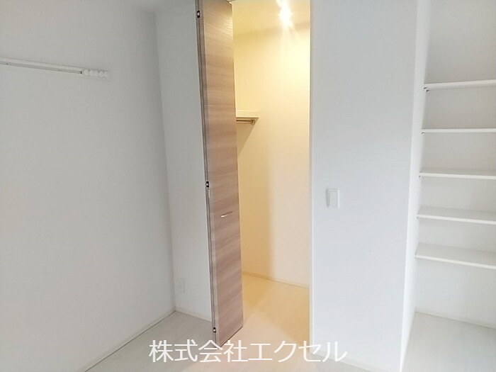パレスグランディオーサ クローゼット2箇所です