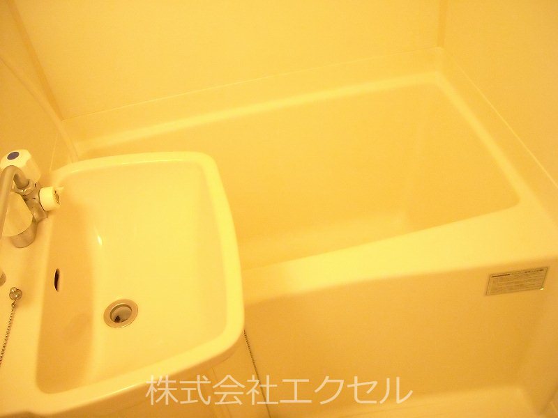 レオパレスセラピィマキ 洗面台です。