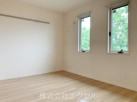 グローリータウンA 同建物別室画像です