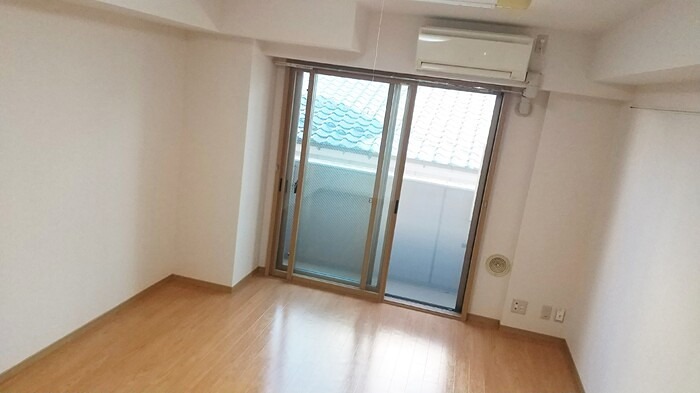 オリゾン立川 明るい室内です。