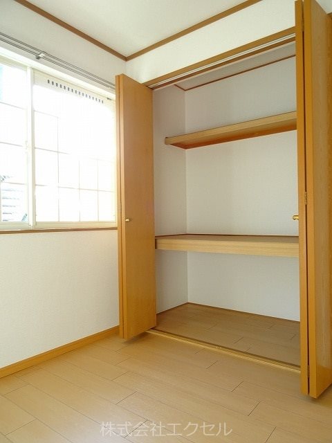 グリーンヴァレイＢ 収納2箇所です。