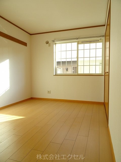 グリーンヴァレイＢ きれいな室内です。