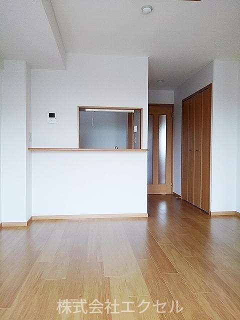 サンパティーク上北台 南向きのリビングです。