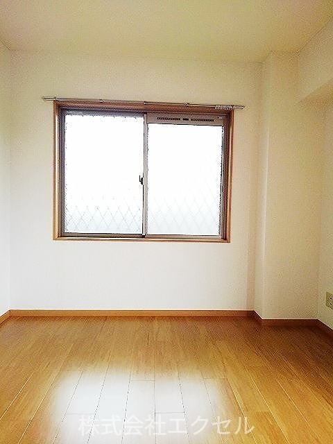 サンパティーク上北台 収納付きの洋室2部屋です。