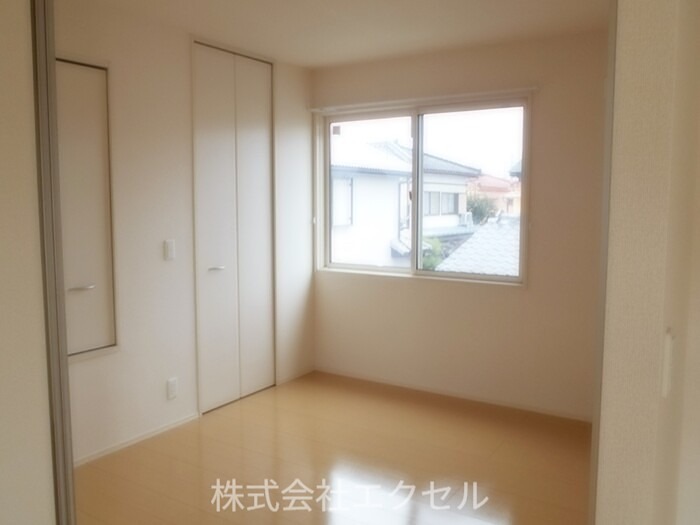ベルツリー上川原 フローリングの室内です。