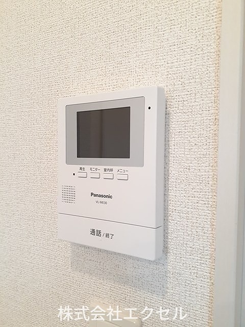 カルム1 モニター付きインターホンです。