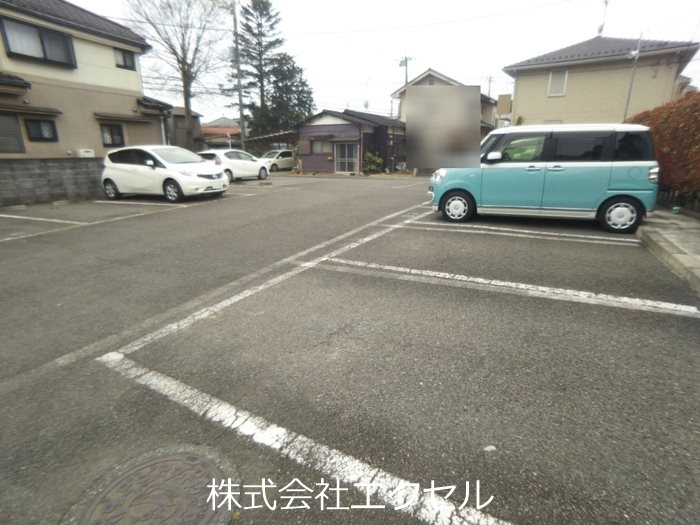 アスケット 駐車場です。