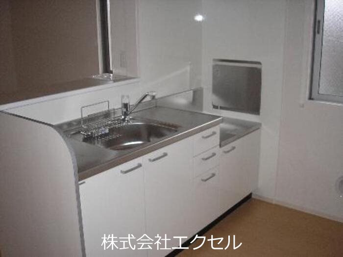 アスケット お好きなガスコンロを設置できるカウンターキッチンです。