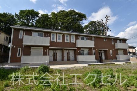 平山城址公園駅　徒歩13分です。