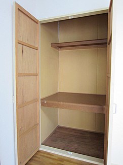 エステートピア八王子 収納完備でお部屋を広くお使いいただけます。