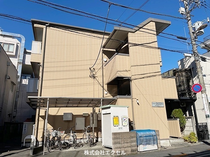 中神駅徒歩2分の駅近物件。