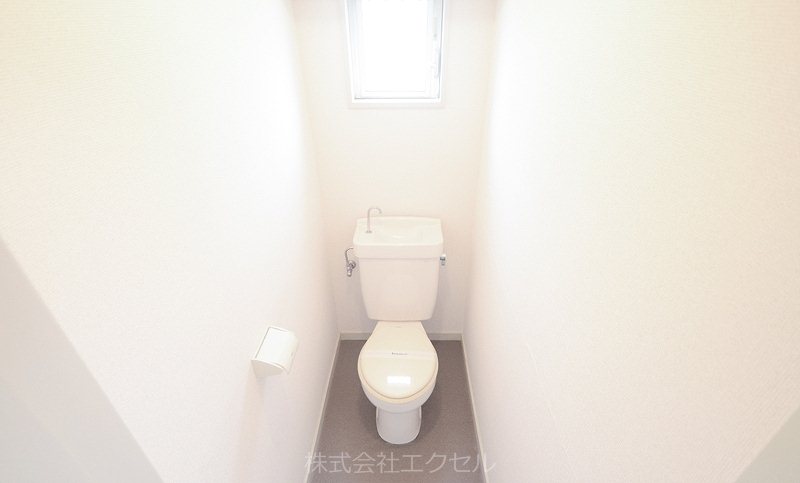 レオパレス多摩センター 清潔に保たれているトイレです。