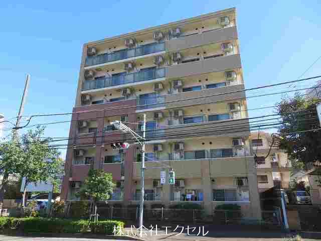 駅徒歩圏内のオートロックマンションです。