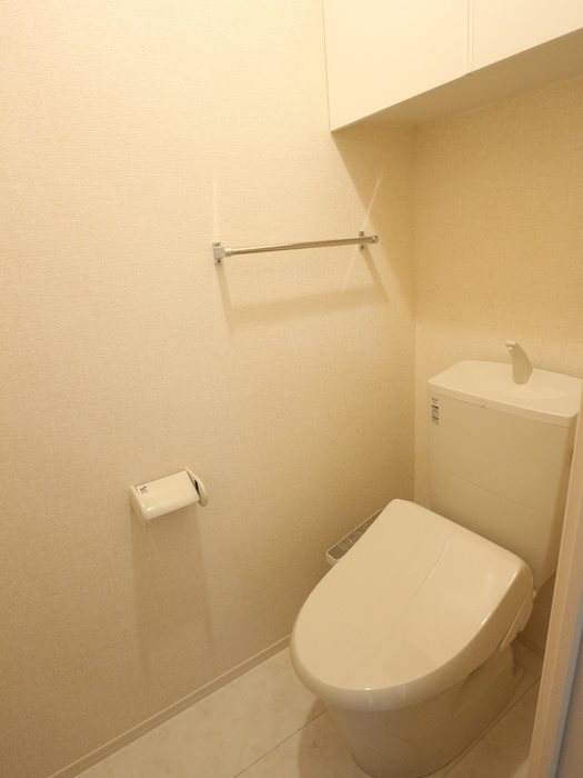 CASAFLORESTA 温水洗浄便座です。